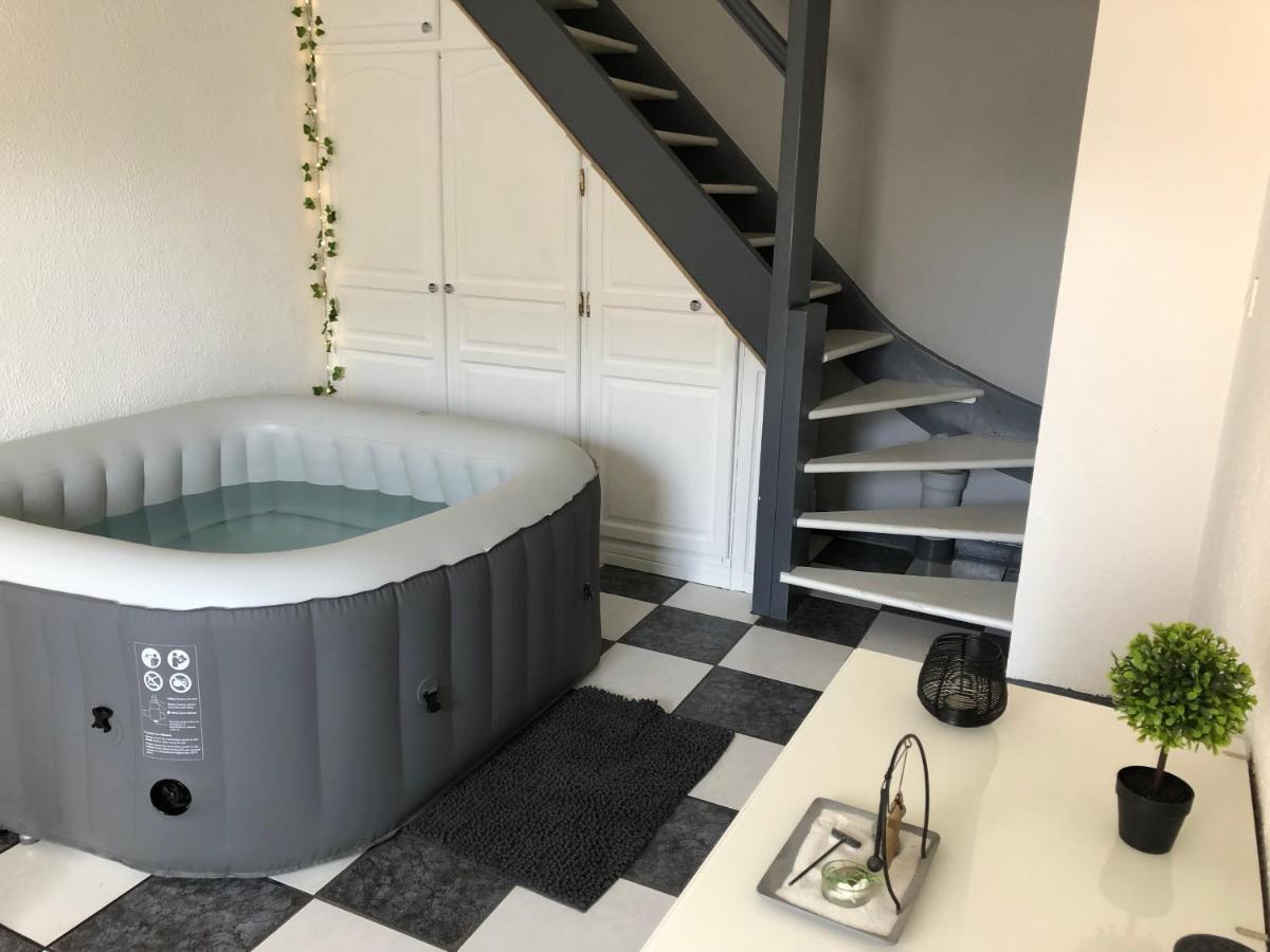Appartement Le Clémenceau à Péronne Extérieur photo